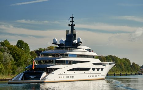 Superyacht ENZO on sea trials