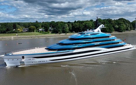 Lürssen superyacht My Deep Blue underway side view 