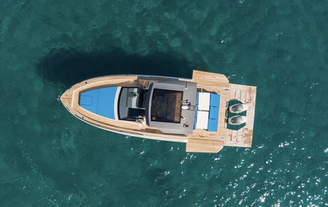 A top-down shot of the Fiart Seawalker 35 with its folding gunwhales shown