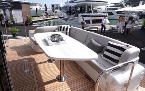 Galeon 560 Fly aft deck