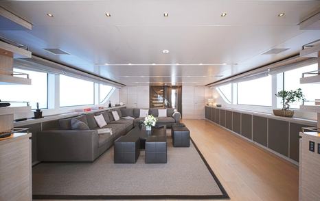 Sanlorenzo motor yacht Naya 7 main saloon lounge 