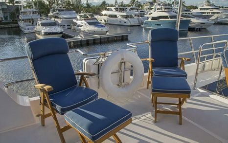 Motor Yacht Insignia upper deck with deck chairs