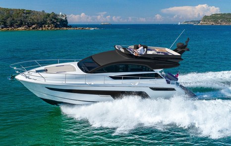 Fairline Squadron 50 running