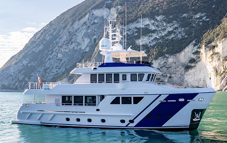 Cantiere delle Marche Darwin 86 motor yacht at anchor side view