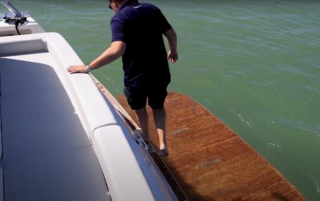 Pardo-E60-main-deck-lip