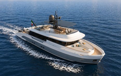 Front arial Rendering of Tecnomarine TM90 superyacht under way 