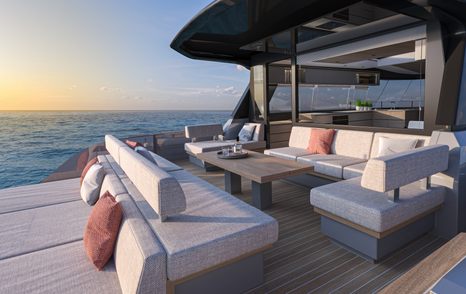Pardo GT65 motor yacht aft deck with lounge seating 