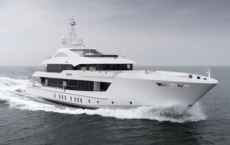Superyacht Serena  under way
