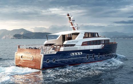 First Picchiotti Gentleman 24 underway stern view 