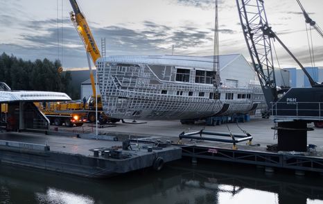 Van der Valk Superyacht Project Zen under construction