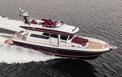 Nord Star 49+ motor yacht under way 