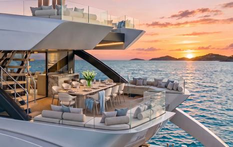 Crescent CCY110 yacht rendering of upper deck 