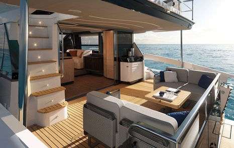 Absolute 52 Fly Aft-Deck