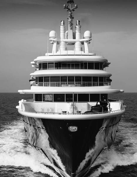 Superyacht Luna bow under way in black and white