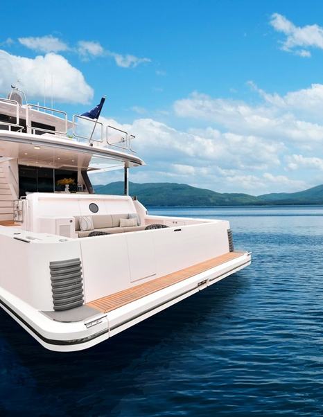 Horizon-V77S-Review-aft-deck-transom