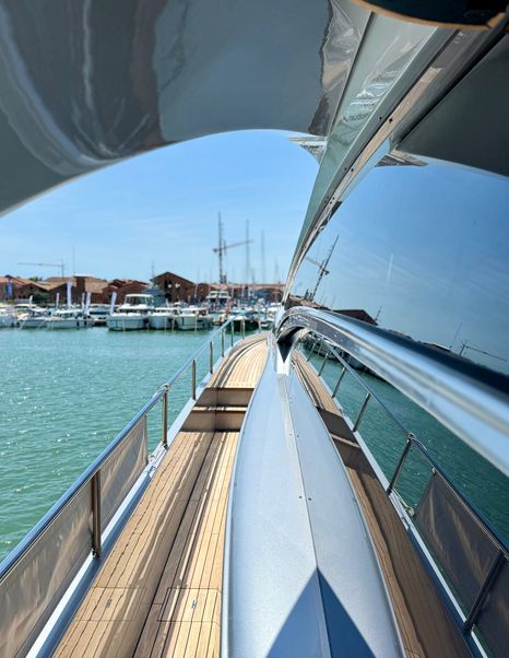 Pershing-8X-Review-side-deck