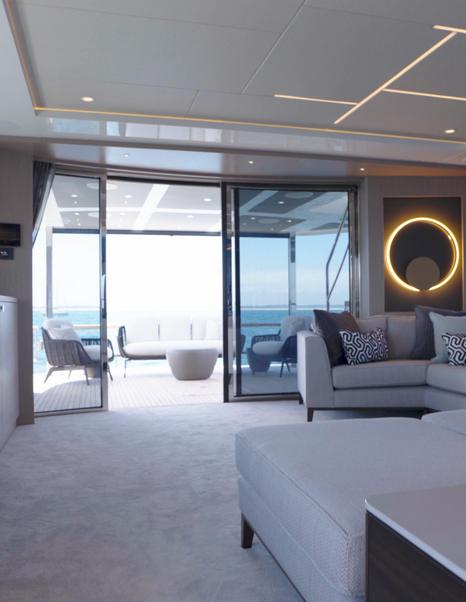 Sunseeker-88-Yacht-salon