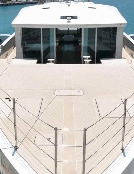Close up of Alia Superyacht Genie Blu foredeck 