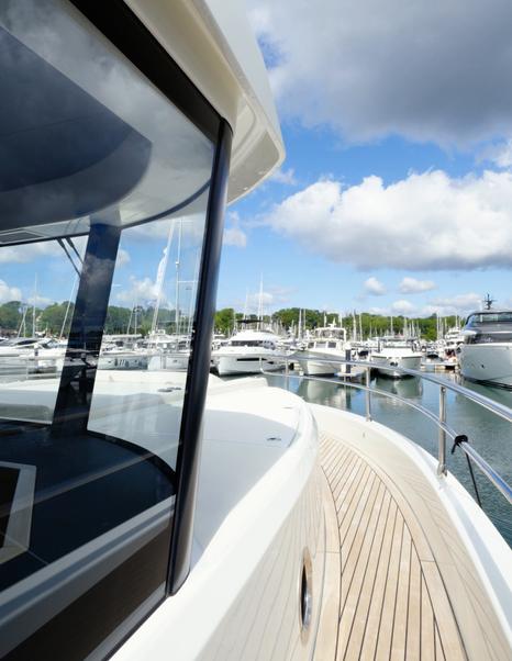 Beneteau Grand Trawler 63 side deck leading to the foredeck with deep bulwarks and wide side decks