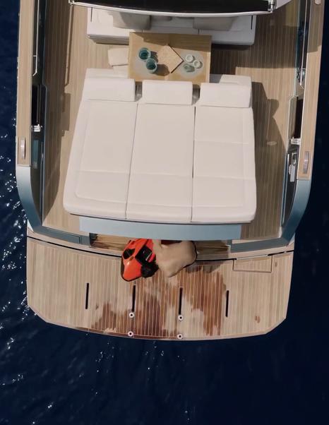 Pardo-43-Review-overhead-aft-cockpit-sunpad-and-teak-decking