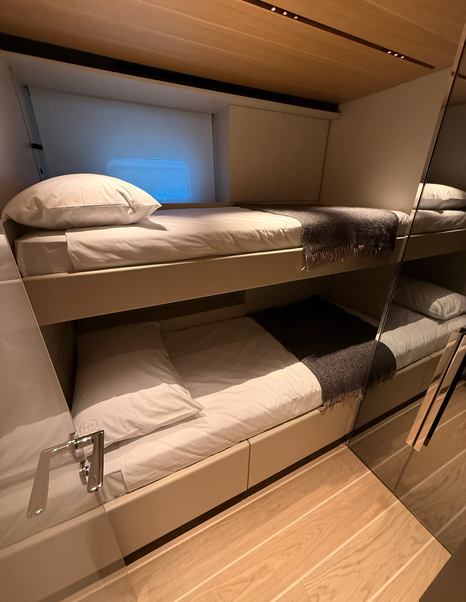 Bluegame-BGX83-Review-twin-bunk-cabin-layout