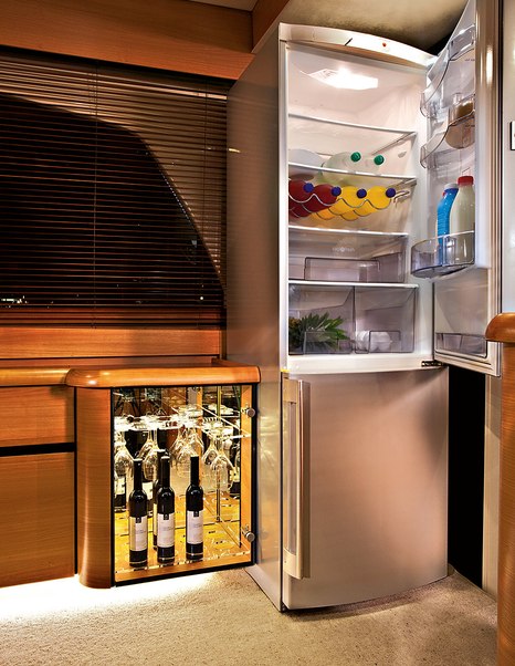 Greenline-40-galley-details