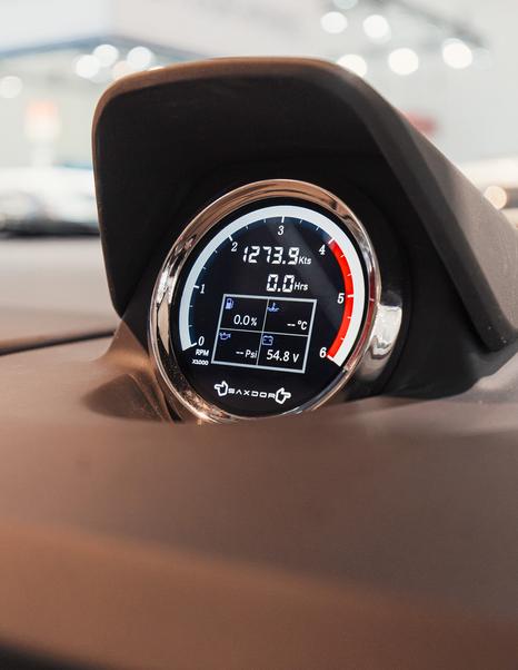 Saxdor-460-GTC-Review-digital-gauge-at-helm-console