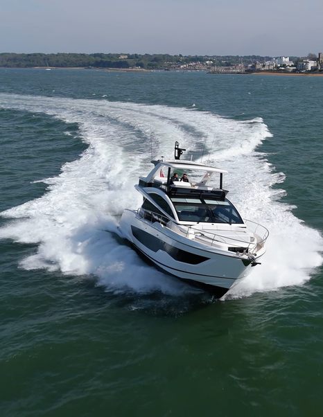 Pearl-63-Review-at-sea-turning-wake
