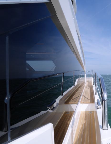 Pearl-63-Review-side-deck