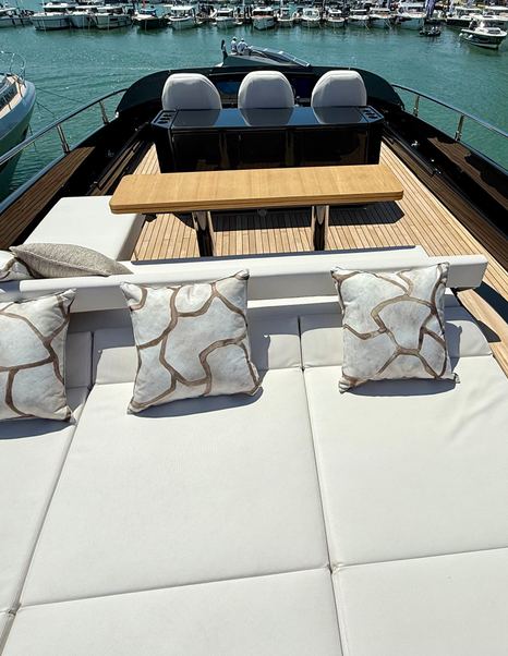 Pershing-GTX70-Review-flybridge-sunpad