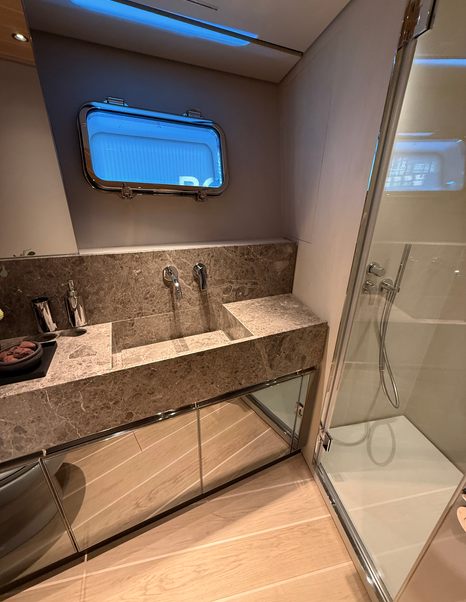 Bluegame-BGX83-Review-guest-bathroom-with-shower-and-sink
