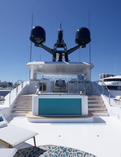 Westport-W117-Review-flybridge-view-forward