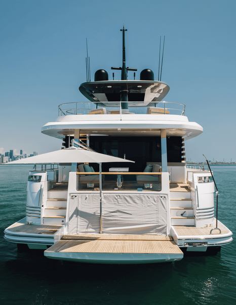 Aft of motor yacht Equites