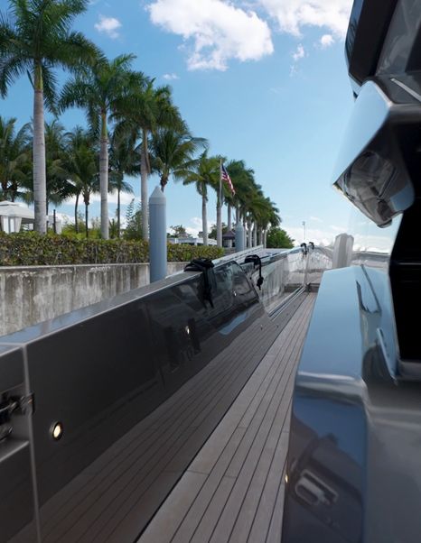 AB-80-Review-side-deck-wide