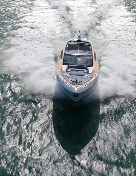 Fairline Targa 58 GTO running at speed during YachtBuyer sea trial
