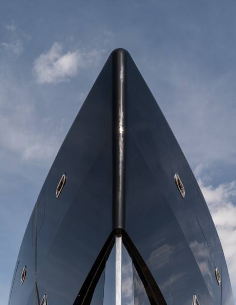 Underside of ISA Gran Turismo 67m Superyacht Sea Raider X bow 
