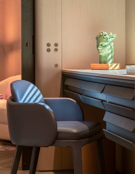 Close up of Explorer Yacht RJ master cabin office seating