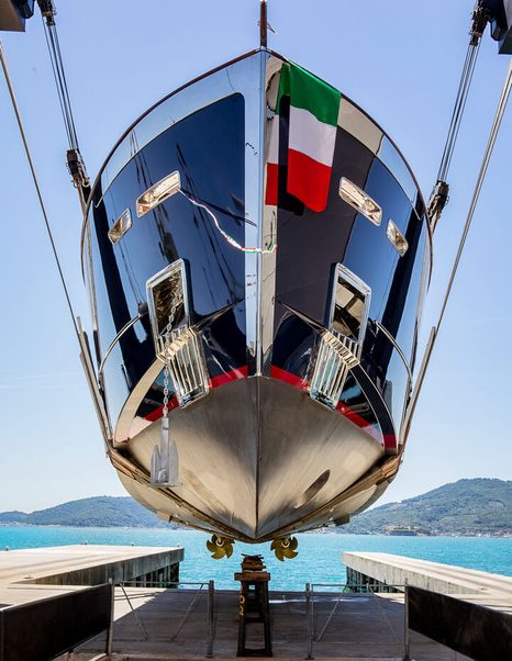 First Picchiotti Gentleman 24 suspended for launch 
