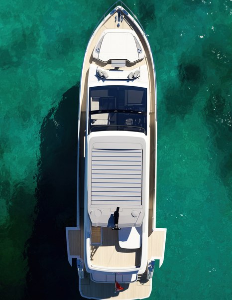 Pearl 73 aerial view showing flybridge, foredeck and fold-down cockpit balconies