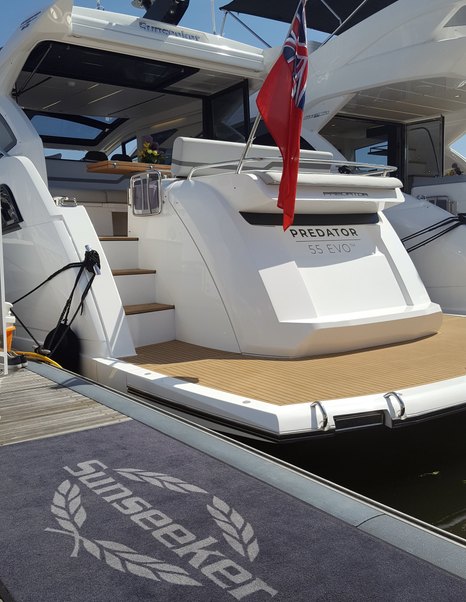 View of Predator 55 EVO from stern