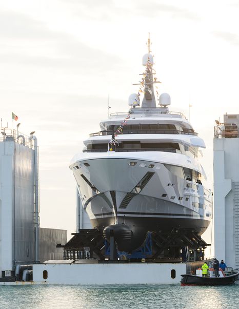 explorer yacht POLARIS in build front view