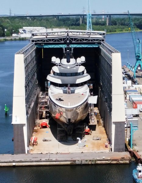 Superyacht ENZO in floating dry dock in Germany