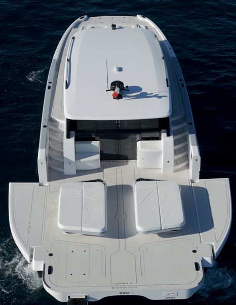 Sunreef-Ultima-55-Review-aft-deck-overhead