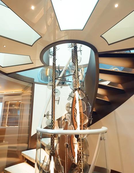 Bilgin-163-II-Review-lobby-staircase