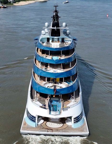 Superyacht Alnanha aft decks while under way outside Lurssen shipyard 