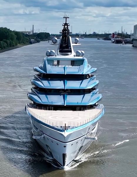 Superyacht Alnanha bow under way outside Lurssen shipyard 