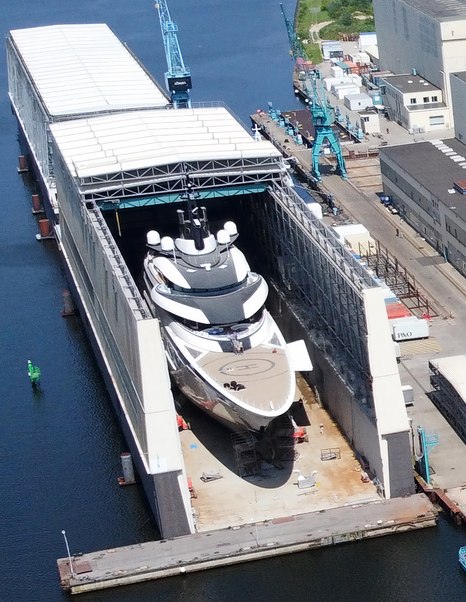 Superyacht ENZO in floating dry dock in Germany