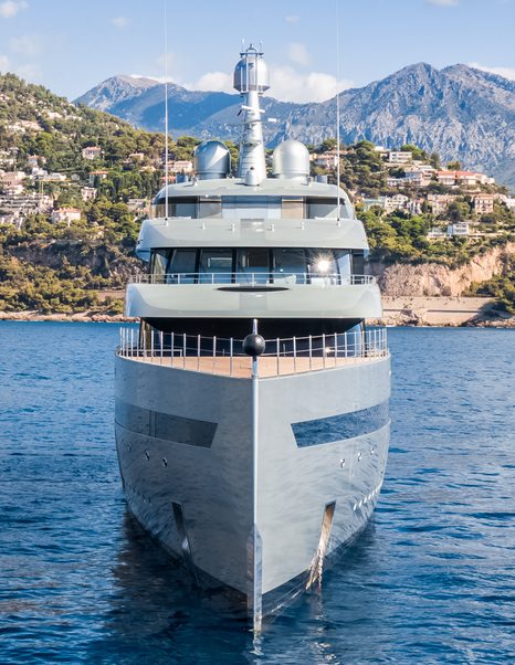 Superyacht Savannah bow shot at anchor