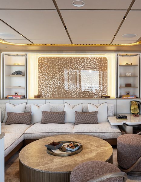  Cantiere delle Marche yacht Haze² saloon lounge 