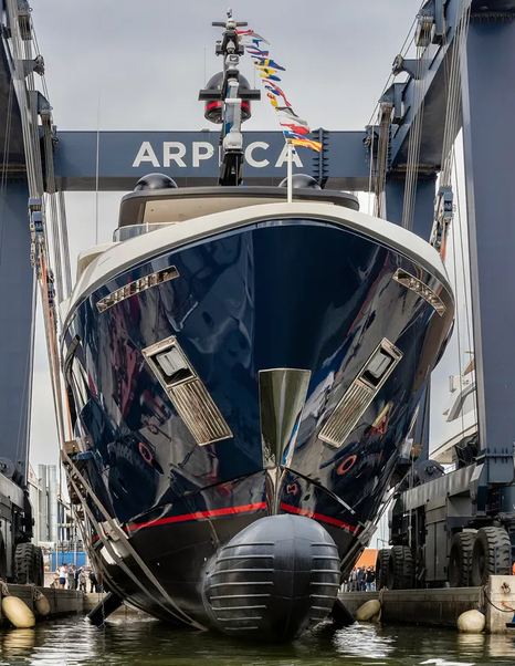 Bow shot of Sanlorenzo 500EXP Explorer Yacht at launch